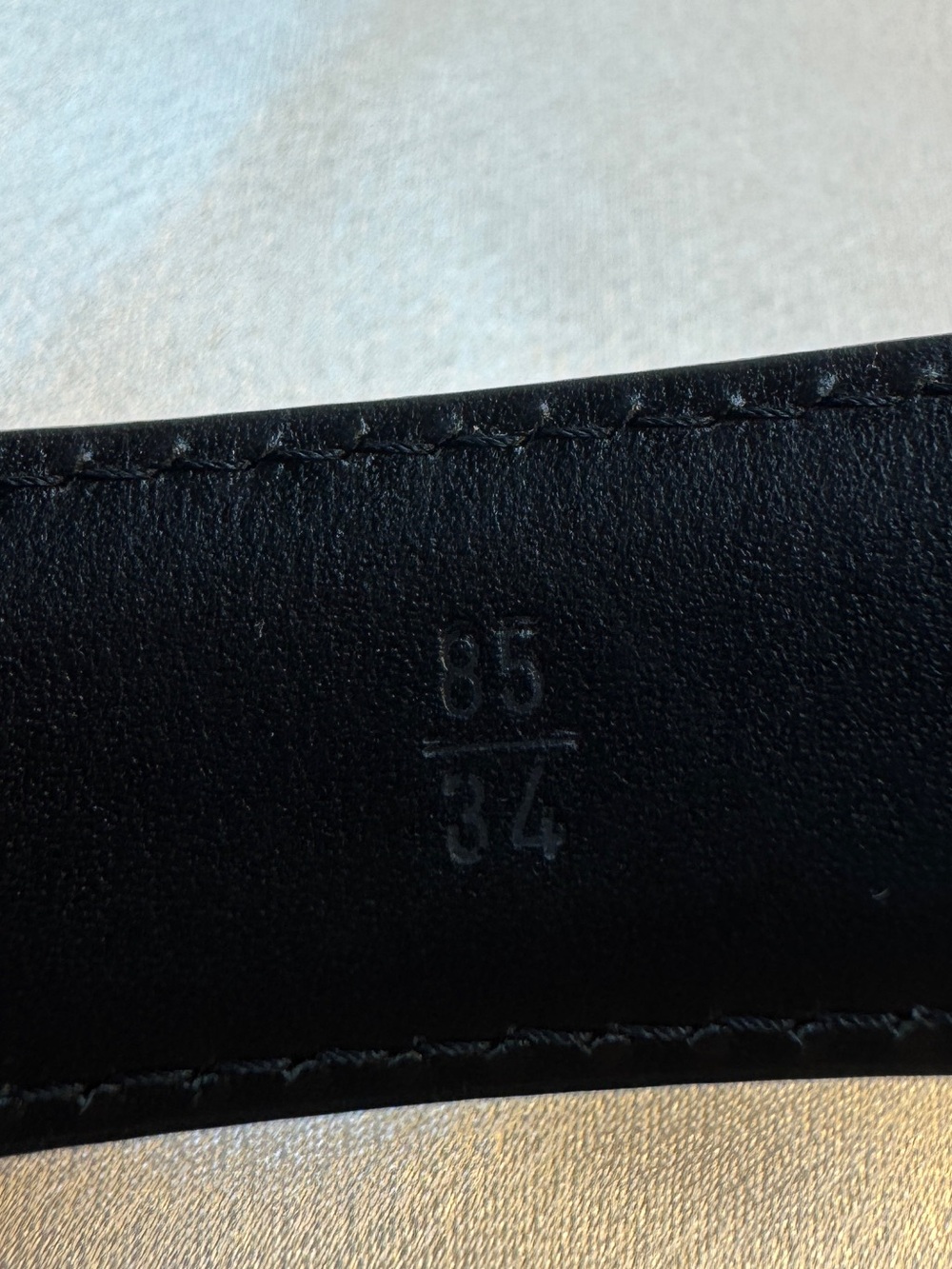 Louis Vuitton Black EPI Leather Belt w/ Gold Buckle (Signature Hardware) 85/34 - Picture 12 of 16